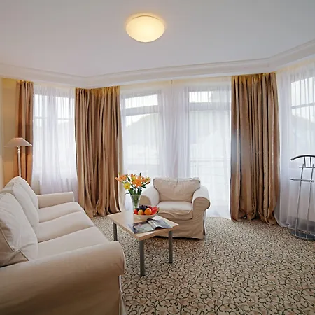 Ambiente Wellness & Ξενοδοχείο