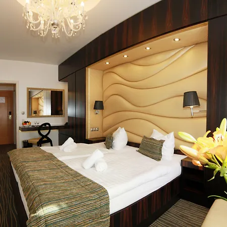 Ambiente Wellness & Ξενοδοχείο Κάρλοβι Βάρι