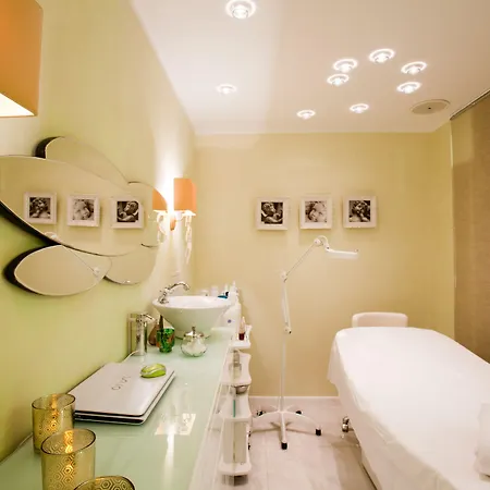 Hotel Ambiente Wellness & 4*