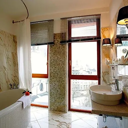 Hotel Ambiente Wellness & Karlsbad