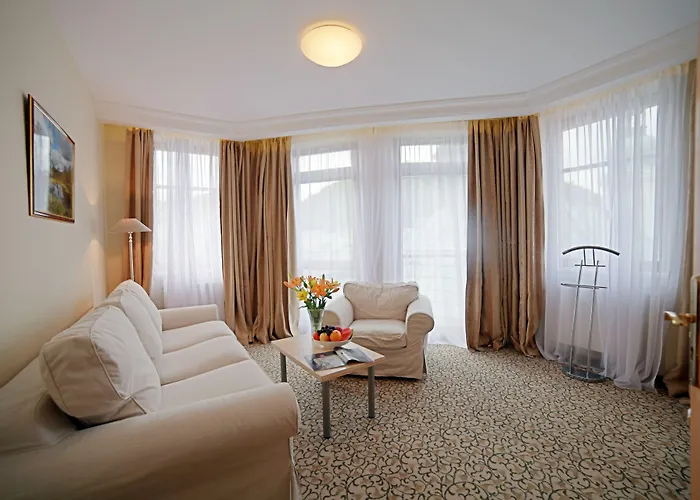 Ambiente Wellness & فندق