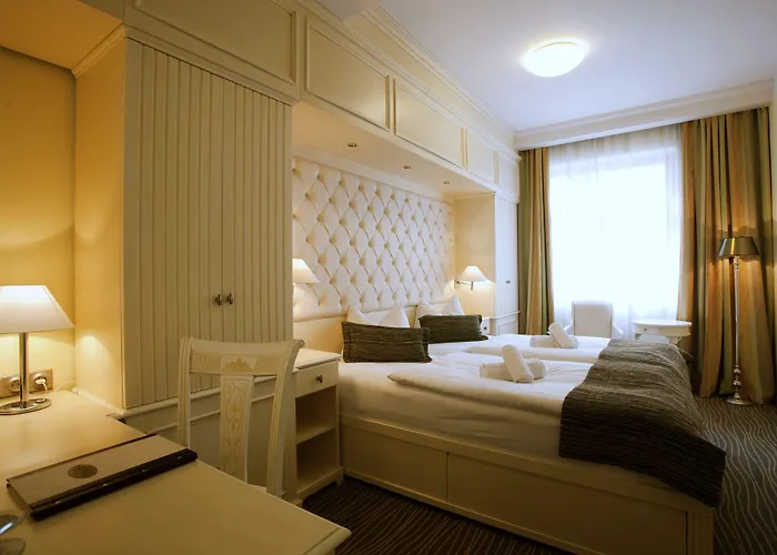 Ambiente Wellness & فندق